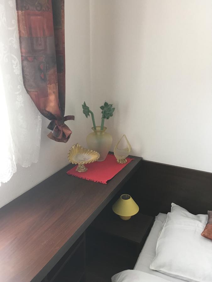Komárno Harrys City Motel מראה חיצוני תמונה